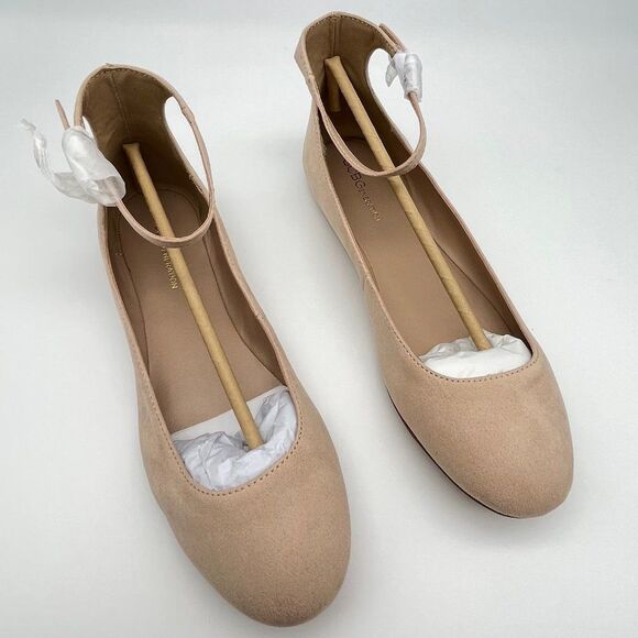 New BCBGeneration Women's Gwen Ankle Strap Flats - Size 9M - Picture 2 of 8